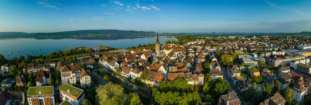 Radolfzellbilder_0431 | Die Stadt Radolfzell an einem Sommermorgen - Realisiert mit Pictrs.com