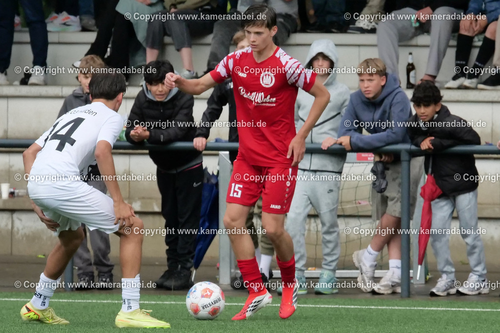 Fußball : C-Junioren : Aufstieg Regionalliga West : SUS 09 Dinslaken - Vfb 03 Hilden am 04.06.2026 in Dinslaken | Fußball : C-Junioren : Aufstieg Regionalliga West : SUS 09 Dinslaken (rotr Trikots)- Vfb 03 Hilden (weiße Trikots) am 04.06.2026 in Dinslaken - Realisiert mit Pictrs.com