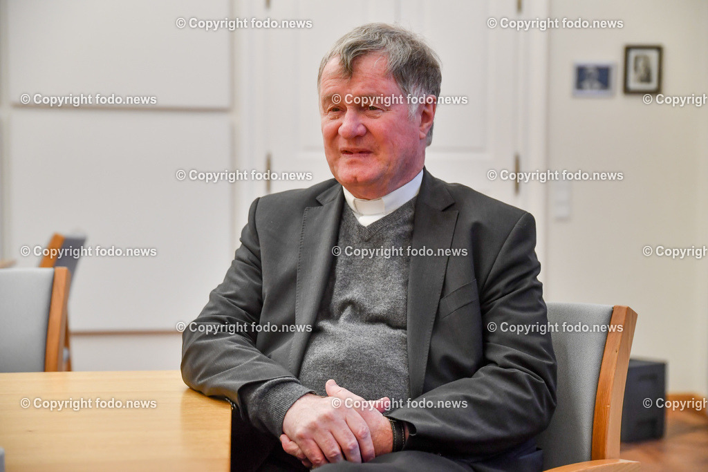 Manfred Scheuer (Bischof der Dioezese Linz)_ 20.12.2022-2 | 20.12.2022, Bischofshof Linz, AUT, Manfred Scheuer (Bischof der Dioezese Linz), im Bild Manfred Scheuer (14. Bischof der Dioezese Linz, Dioezesanbischof der Katholischen Kirche in Oberoesterreich)