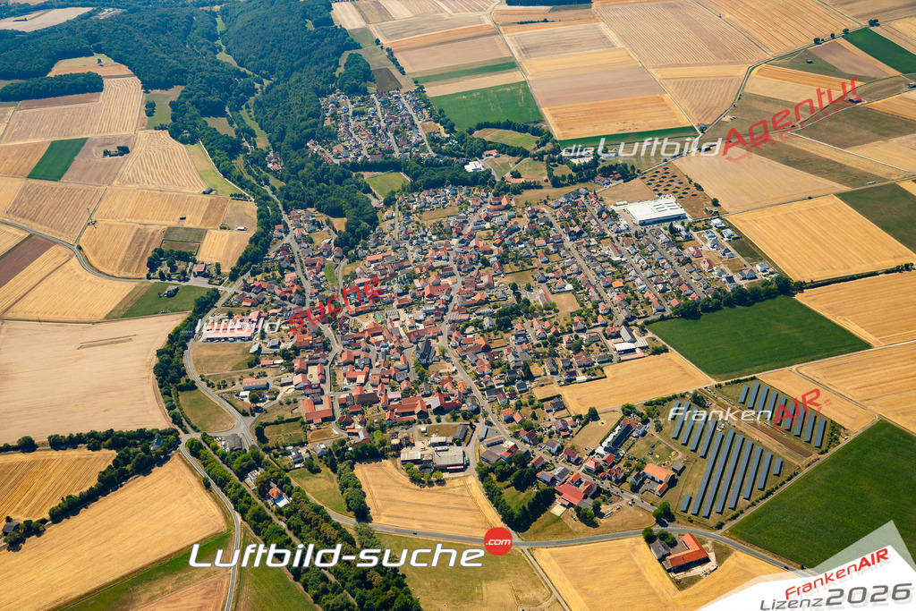 Die Luftaufnahme Steinbach - Burghaun wurde 2022 vom Flugzeug aus (keine Drohne) erstellt. Hohe Auflösung -für große Poster und Wandbilder geeignet - Garantiert!
