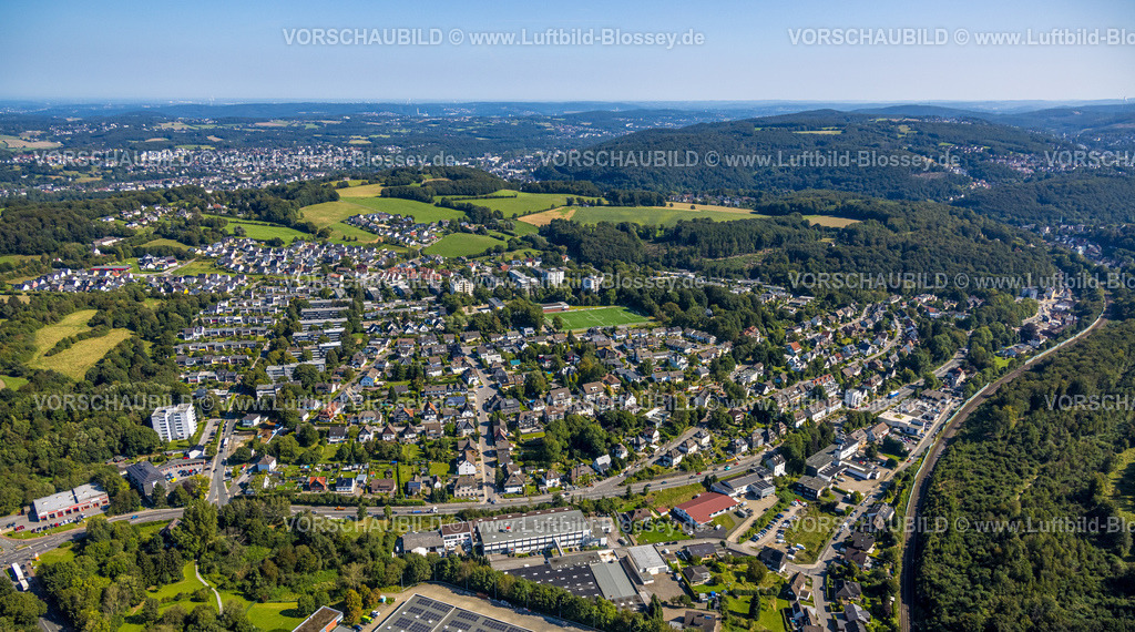 Ennepetal240814045 | Luftbild, Wohngebiet Ortsansicht Ortsteil Büttenberg  in waldiger Hügellandschaft, Bahngleise, Büttenberg, Ennepetal, Ruhrgebiet, Nordrhein-Westfalen, Deutschland