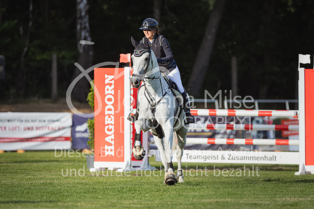 220714_LC_A2-Spr-928 | Deine schönsten Turniermomente als professionelle Fotos! Entdecke hochwertige Pferdesport-Fotografie im Online-Shop. Jetzt Fotos finden & bestellen!