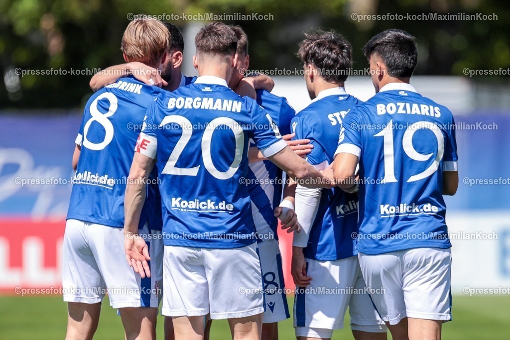 xSEFx26042601010 | 26.04.2026, xsefx, Fußball, 3.Liga, FC Viktoria Köln - Energie Cottbus, 35. Spieltag, Sportpark Höhenberg, Saison 2025 2026: Torjubel zum 0:1  von Erik Engelhardt (18) von. Energie Cottbus bei Viktoria Köln DFB regulations prohibit any use of photographs as image sequences and or quasi-video. Photo: xSabinexEffgenxPressefotoKochx