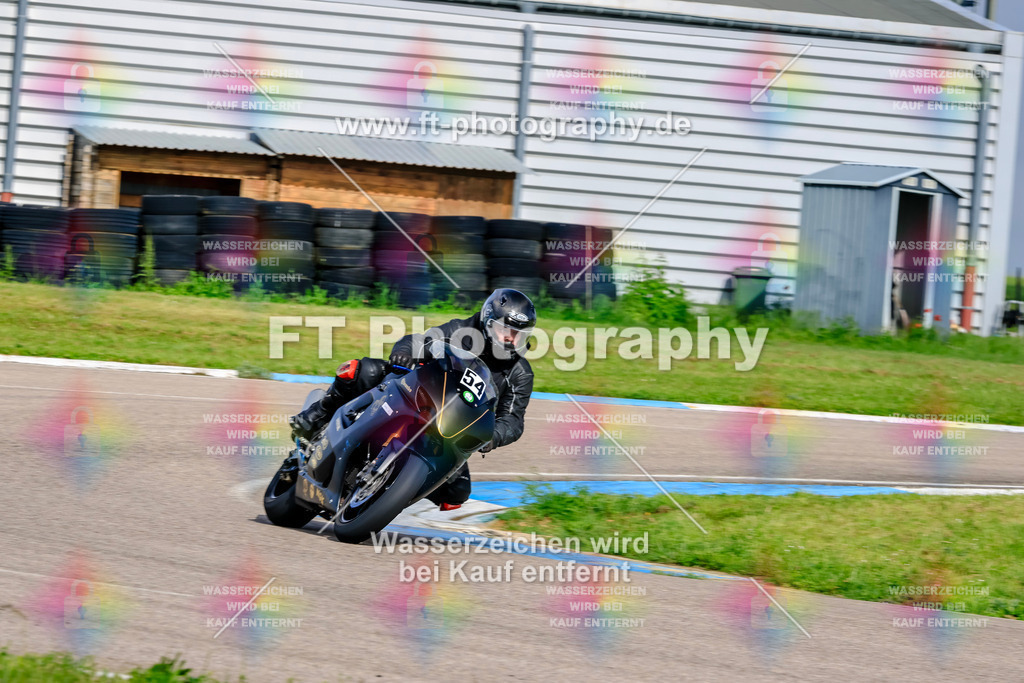 MotoTeam-8273 | Hier findet Ihr Bilder von Touristenfahrten auf der Nürburgring Nordschleife oder von anderen Veranstaltungen die ich besucht habe. Viel Spass beim Durch Schauen 