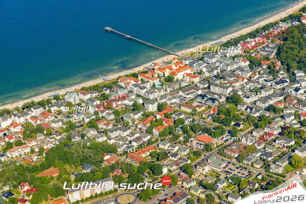 Luftaufnahme Dünenstraße Binz - Die Luftaufnahme wurde 2025 vom UL-Flugzeug heraus erstellt ( ohne Drohne ) - Hochauflösende Luftaufnahme - für professionelle Ausdrucke geeignet. Die Geschenkidee !Mit Lizenz und Bildrechte bestellbar