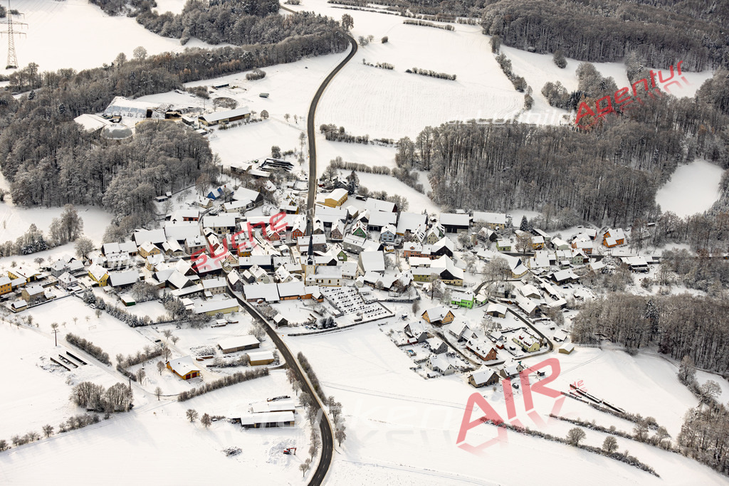 Das Luftbild zeigt :  Wattendorf - Die Luftaufnahme wurde 2023 vom UL-Flugzeug aus erstellt ( keine Drohne ) - Hochauflösende Luftaufnahme - Für grossformatige Ausdrucke geeignet. Die Geschenkidee !Mit Lizenz und Bildrechte bestellbar