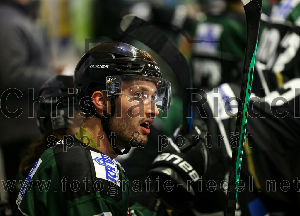 2023-02-10_076_TSV_Erding_gegen_ERSC_Amberg | Erding, Deutschland, 10.02.2023:
Eishockey, Bayernliga Meisterrunde Gruppe B 2022 / 2023, 3. Spieltag, TSV Erding gegen ERSC Amberg, Endergebnis: 6:3

Bastian Cramer (Erding Gladiators, #34)

Foto: Christian Riedel / fotografie-riedel.net