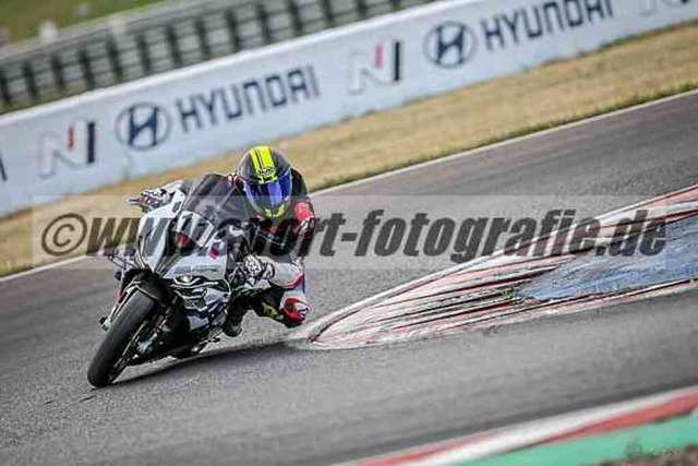 pubi9725 | Professionelle Fotos von Sportveranstaltungen, aber auch Hochzeiten und anderen Events. - Realisiert mit Pictrs.com