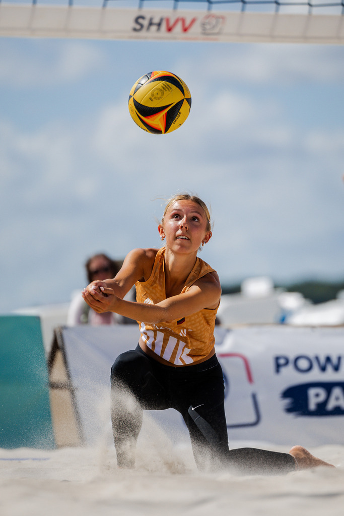 Beachvolleyball I Saison 2026 I Deutsche Meisterschaft U19 I 1. Tag | Jasper Lorenz Fotografie - Realisiert mit Pictrs.com