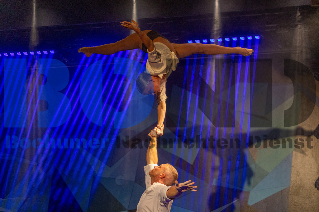 SES_VARECE20250907-23 | bond - Realisiert mit Pictrs.com