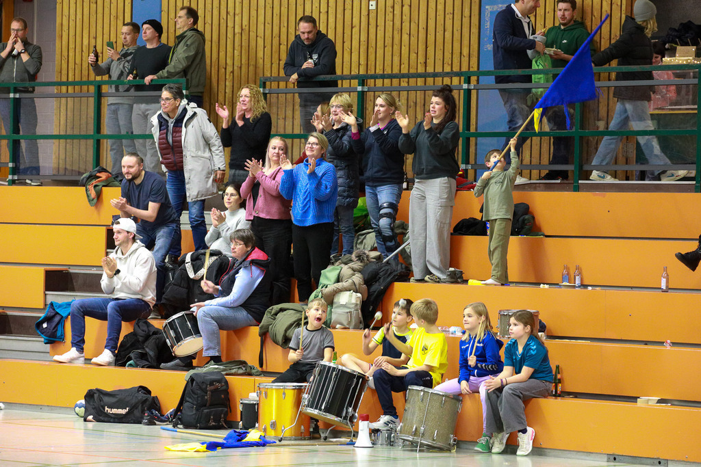 SVN_ SVFriedrichsfeld_141224_089 | Bildergalerie von Sport-Ereignissen aber auch von weiteren spannenden Dingen - nicht nur vom Niederrhein. In Anlehnung an den bekannten Spruch von Hanns Dieter Hüsch heißt das Motto: "Niederrhein ist überall".  - Realisiert mit Pictrs.com