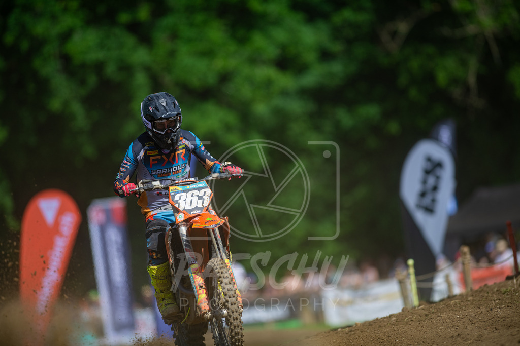 MX 2 (866) | Paeschuphoto Shop - Wer nicht sucht der auch nicht findet.Ob Motocrossbilder oder von einem besuchtem Spiel, Hauptsache Action. - Realisiert mit Pictrs.com
