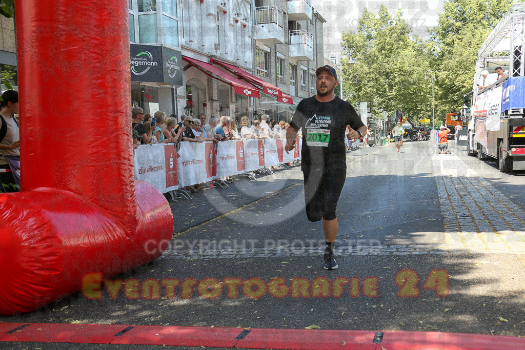 250621_1154_EX1_4289 | Sportfotografie im Rhein-Sieg Kreis, Köln, Bonn, NRW, Rheinland Pfalz, Hessen, etc. Unser Tätigkeitsfeld umfasst den Laufsport vom Volkslauf über den Marathon, Duathlon, Triathon bis zum Ultralauf wie Kölnpfad Ultra oder Schindertrail.
