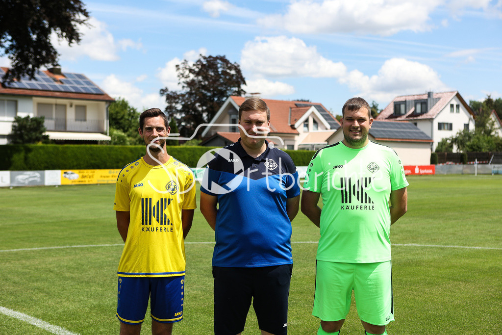 BC Aichach | v. l. Manuel MUELLER, DennisHERMANN, Patrick GROSSHAUSER