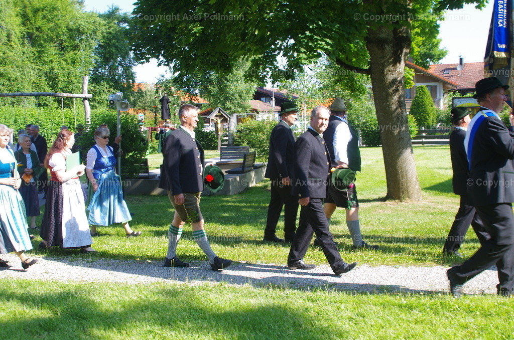 IMGP2895 | fotografiert von Axel PollmannLeonhardi Wallfahrt Benediktbeuern und Murnau, Fronleichnam, Fasching, Landschaft im Loisachtal und Benediktbeuern  - Realisiert mit Pictrs.com
