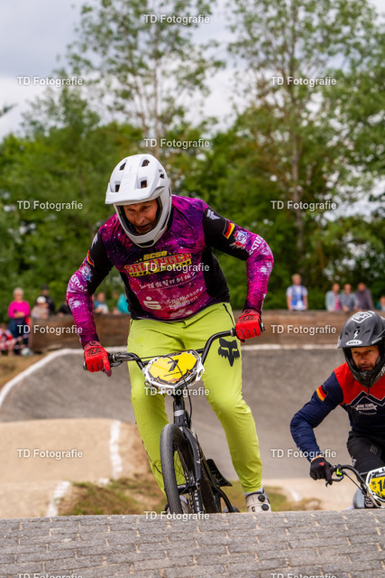BayBMX2026-06536 | Fotogalerie von Thomas Dettweiler mit Eventbildern und lizenzfreien Fotos. Perfekt als Wandbild, für Büro, Website oder private Nutzung. - Realisiert mit Pictrs.com