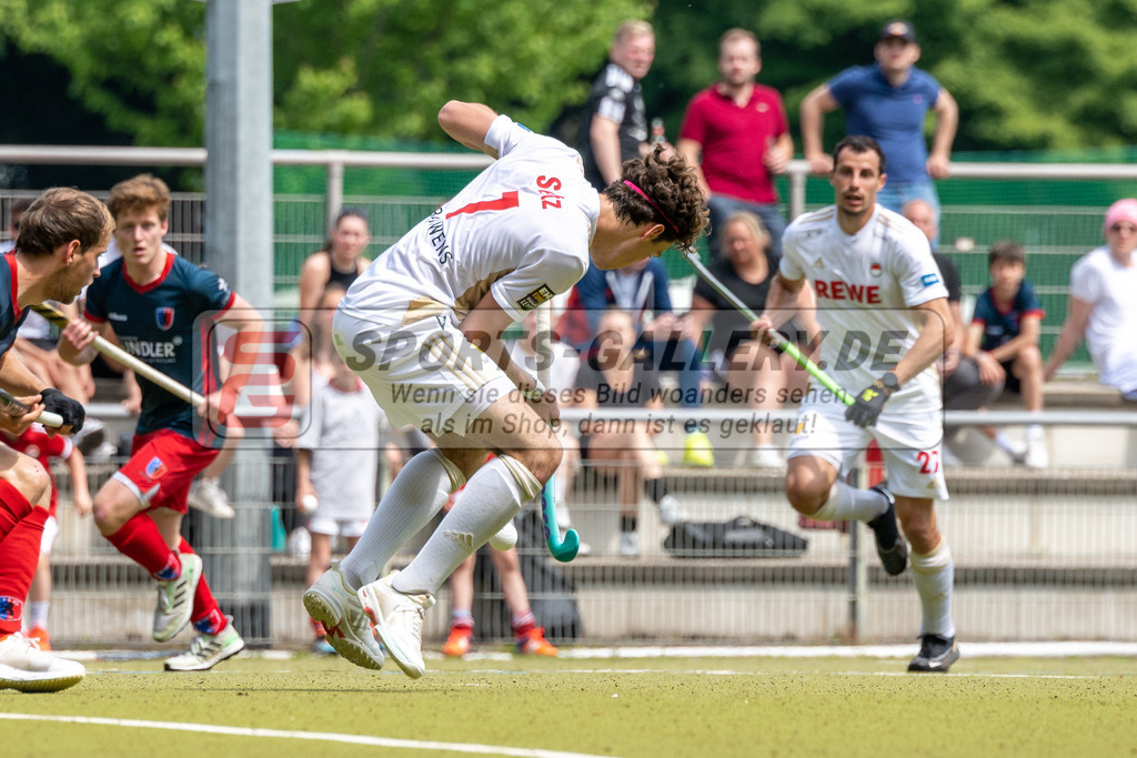 SFE_20230521_0068 | 1. Bundesliga Hockey Viertelfinale 3 Herren Rot-Weiss Köln - Berliner HC am 21.05.2023 in Köln (KTHC Stadion Rot-Weiss Köln Tennis and Hockey Club), Photo: Stephan Fehrmann 2023 (Sports-Gallery),Fabio Seitz ( Rot-Weiss Köln #7 )