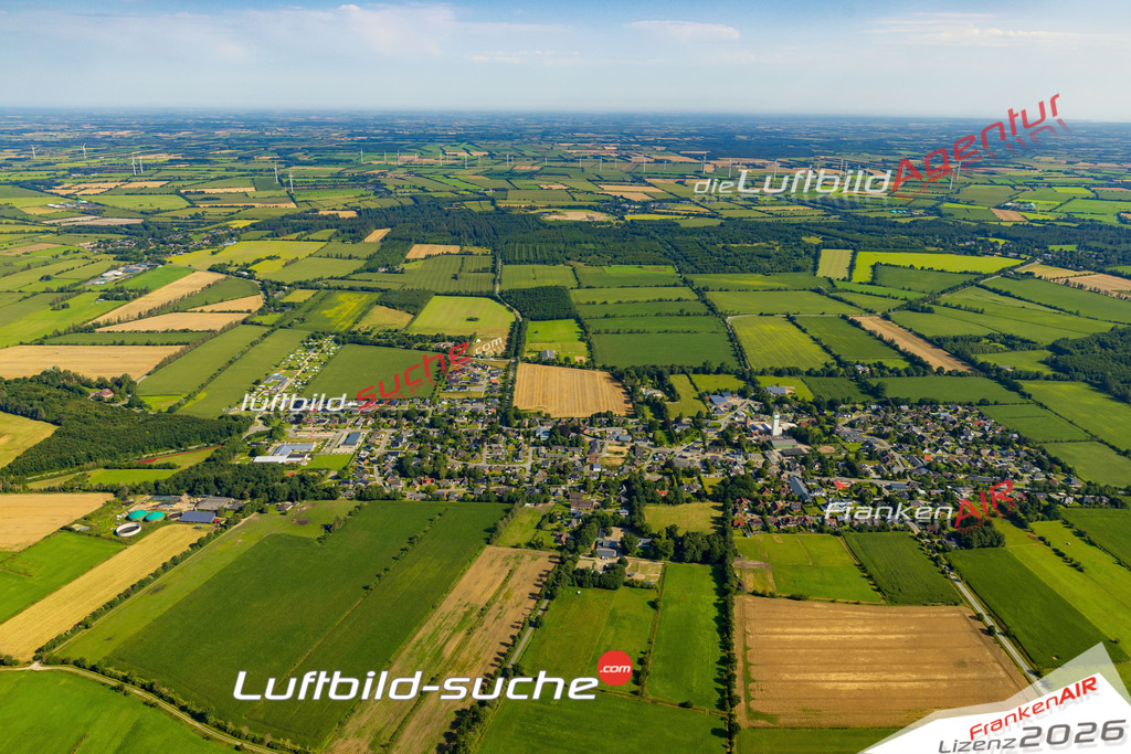 Vs Google Maps Medelby - Die Luftaufnahme wurde 2025 vom UL-Flugzeug heraus erstellt ( keine Drohnenaufnahme ) - Hochauflösende Luftaufnahme - für Wandbilder und großformatige Ausdrucke geeignet. Das besondere Geschenk!Hier alle&nbsp;Infos zur Lizenzierung der LuftaufnahmeWir fliegen auch dieses Jahr wieder in Ihre Region um Luftbilder zu erstellen.- Luftbild anfragen
