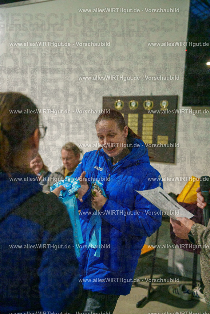 7R504871 | Professionelle Tierfotografie in Mönchengladbach von Daniel Wirth (allesWIRTHgut). Liebevolle & natürliche Bilder von Hunden & Katzen für unvergessliche Erinnerungen.