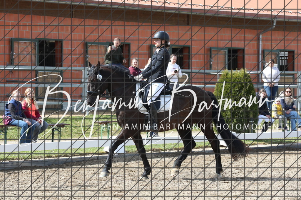 AZ2A3221 | Benjamin Bartmann Photomoments