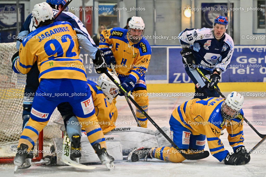 ESC Steindorf vs. EHC Althofen | #92 Jagarinec Jakob Lukas EHC Althofen, #65 Lungkofler Gerald EHC Althofen, #47 Rainer Michael EHC Althofen, #31 Horn Fabian EHC Althofen, #18 Pewal Martin ESC Steindorf, ESC Steindorf vs. EHC Althofen, ESC Steindorf vs. EHC Alhofen am 03.03.2024 in Steindorf (Ossiachersee Halle), Austria, (Photo by Bernd Stefan)
