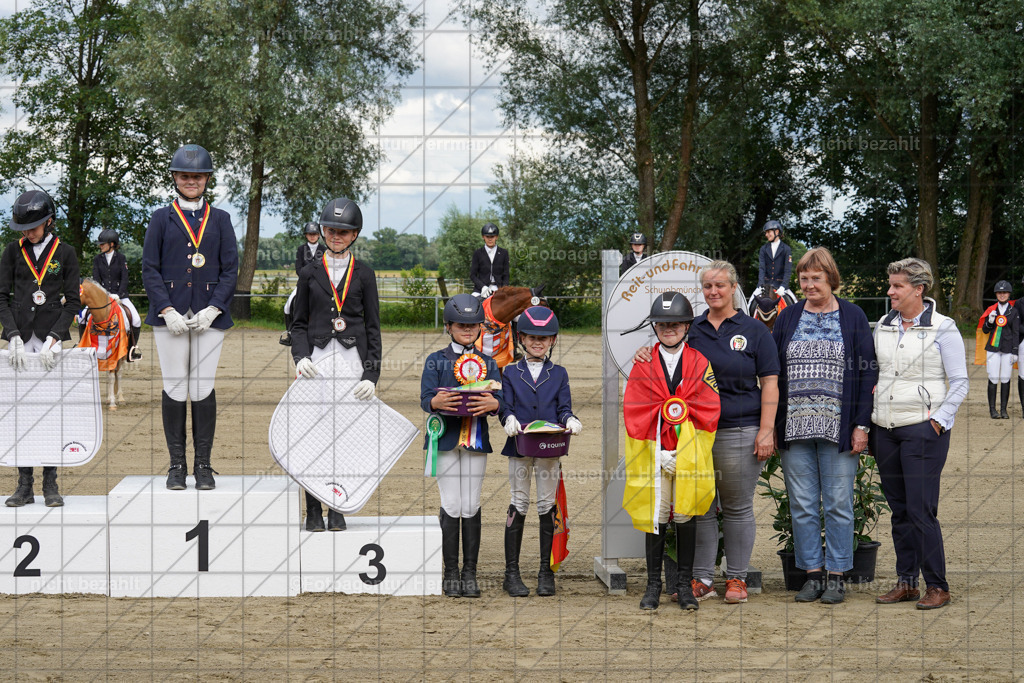 20240630-FAH02524 | Turnierbilder Schwabmünchen, Dressurbilder, Springreitturnier, Reitsportbilder, Turnierfotografen Bayern, Turnierfotograf
