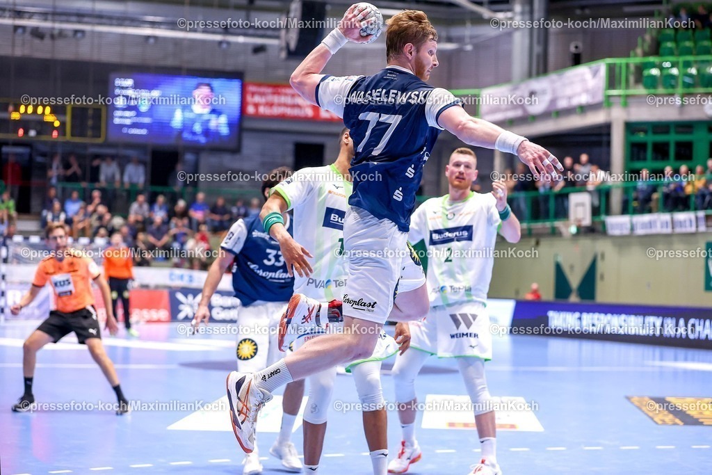 BHC09102501179 | 09.10.2025, Handball, HBL, Bergischer HC - HSG Wetzlar, Unihalle Wuppertal: Johannes Wasielewski (BHC #77) 