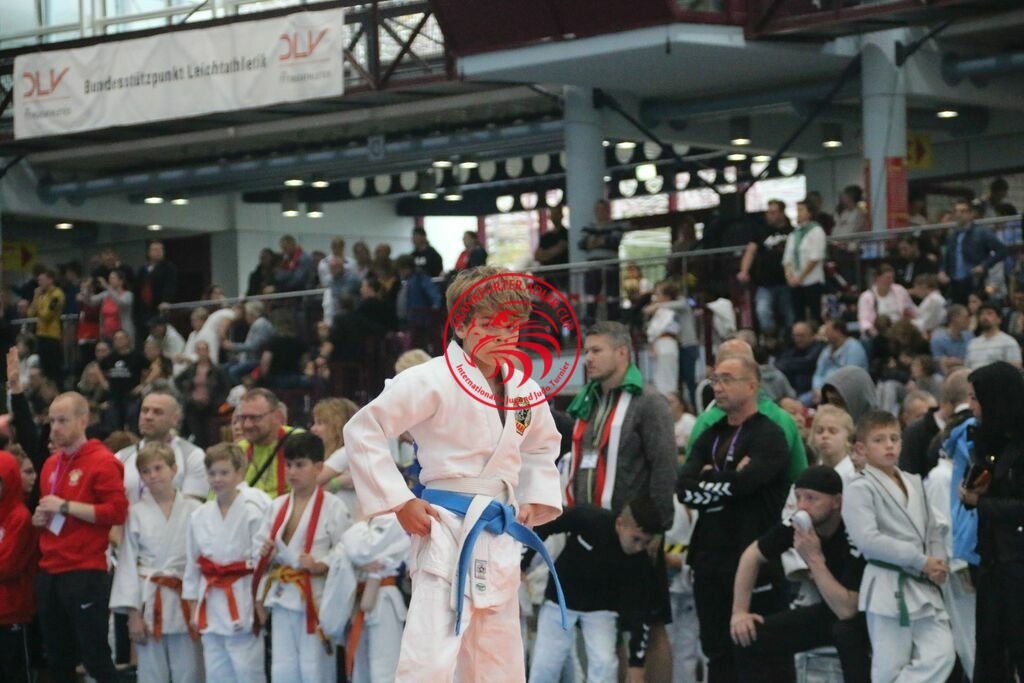 MSY-2022-10-29-7867 | Fotos vom Adler Cup - Pictures from Adler Cup

Hier findet Ihr alle Eindrücke und großen Momente der Adler Cup Wochenenden. Here you will find all impressions and great moments of the Adler Cup weekends. - Realisiert mit Pictrs.com