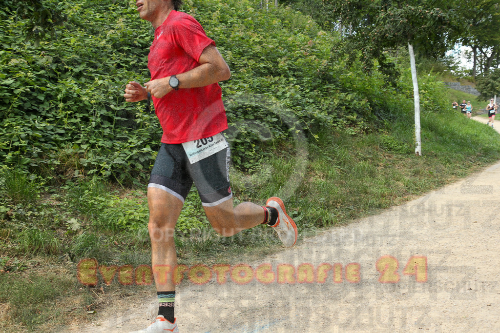 250824_1256_EX1_0953 | Sportfotografie im Rhein-Sieg Kreis, Köln, Bonn, NRW, Rheinland Pfalz, Hessen, etc. Unser Tätigkeitsfeld umfasst den Laufsport vom Volkslauf über den Marathon, Duathlon, Triathon bis zum Ultralauf wie Kölnpfad Ultra oder Schindertrail.