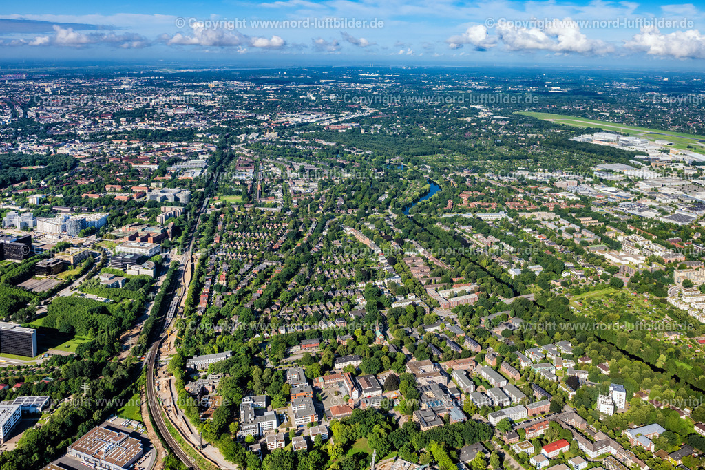Hamburg_Alsterdorf_ELS_0886050823 | HAMBURG 05.08.2023 Alsterdorf Stadtteil in Hamburg, Deutschland. // Alsterdorf Stadtteil in Hamburg, Deutschland. Foto: Martin Elsen