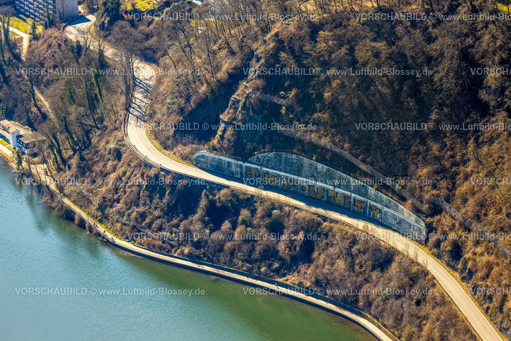 Wetter250303442 | Luftbild, Strandweg - Wanderweg und Radweg am Harkortsee, Auffanggitter am Berg und Graffiti Schriftzug The Unity, Wetter, Ruhrgebiet, Nordrhein-Westfalen, Deutschland