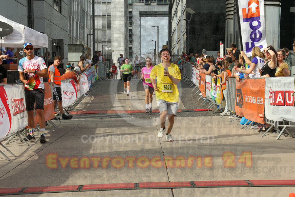 250920_1531_EX1_9820 | Sportfotografie im Rhein-Sieg Kreis, Köln, Bonn, NRW, Rheinland Pfalz, Hessen, etc. Unser Tätigkeitsfeld umfasst den Laufsport vom Volkslauf über den Marathon, Duathlon, Triathon bis zum Ultralauf wie Kölnpfad Ultra oder Schindertrail.