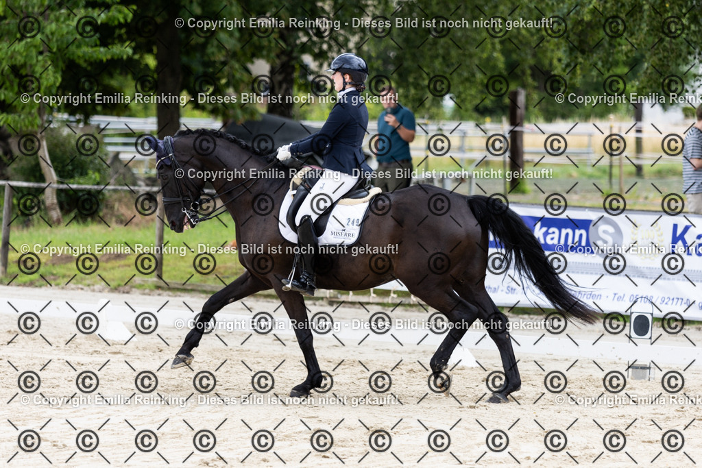 CL5A6897 | Emilia Reinking Fotografie - Realisiert mit Pictrs.com