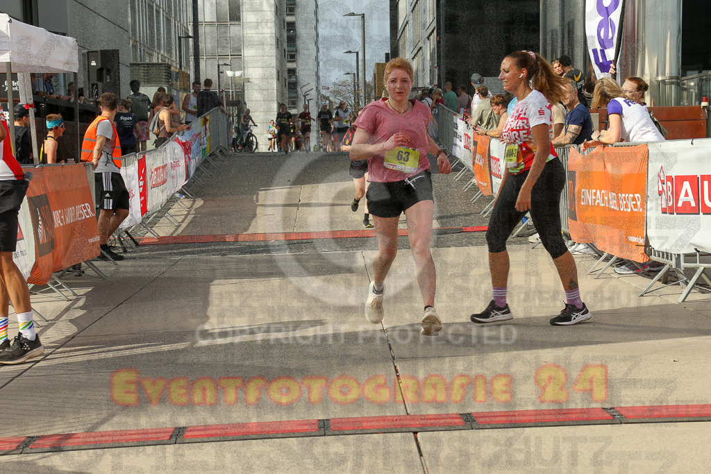 250920_1532_EX1_9904 | Sportfotografie im Rhein-Sieg Kreis, Köln, Bonn, NRW, Rheinland Pfalz, Hessen, etc. Unser Tätigkeitsfeld umfasst den Laufsport vom Volkslauf über den Marathon, Duathlon, Triathon bis zum Ultralauf wie Kölnpfad Ultra oder Schindertrail.