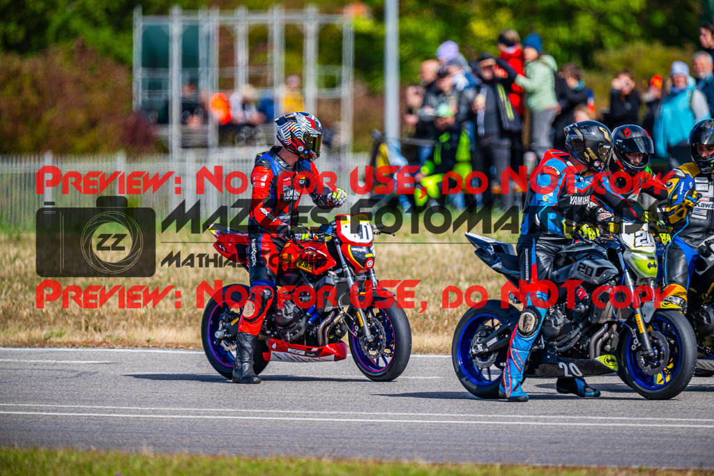 MaZZes_FotoMatrix_240915_6007705_4587 | TWINCUP