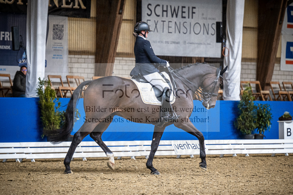 DOS_1364 | Entdecke hochwertige Reitturnierfotos von Foto Oger. Professionell, emotional und authentisch – jetzt Lieblingsmomente im Shop bestellen.Deutschlandweite Turnierfotografie. - Realisiert mit Pictrs.com