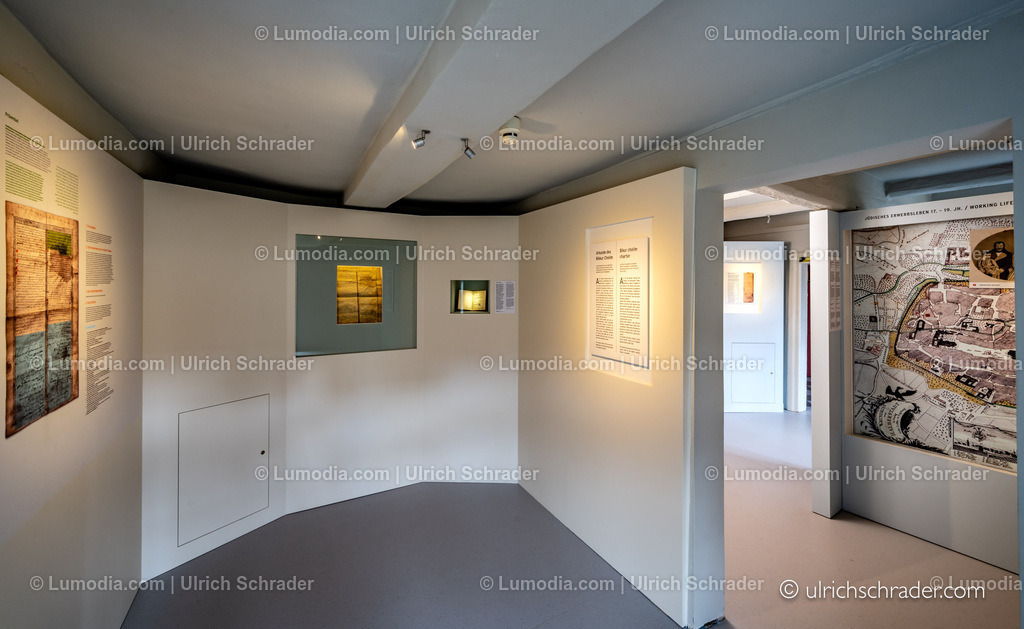 _ulrichschrader.com-237 | Stockfoto und Bilderpool mit Bildmaterial aus Deutschland, dem Harz, Halberstadt, Quedlinburg, Wernigerode und weltweit. Qualitativ hochwertige und professionelle Fotos anschauen und kaufen. - Realisiert mit Pictrs.com