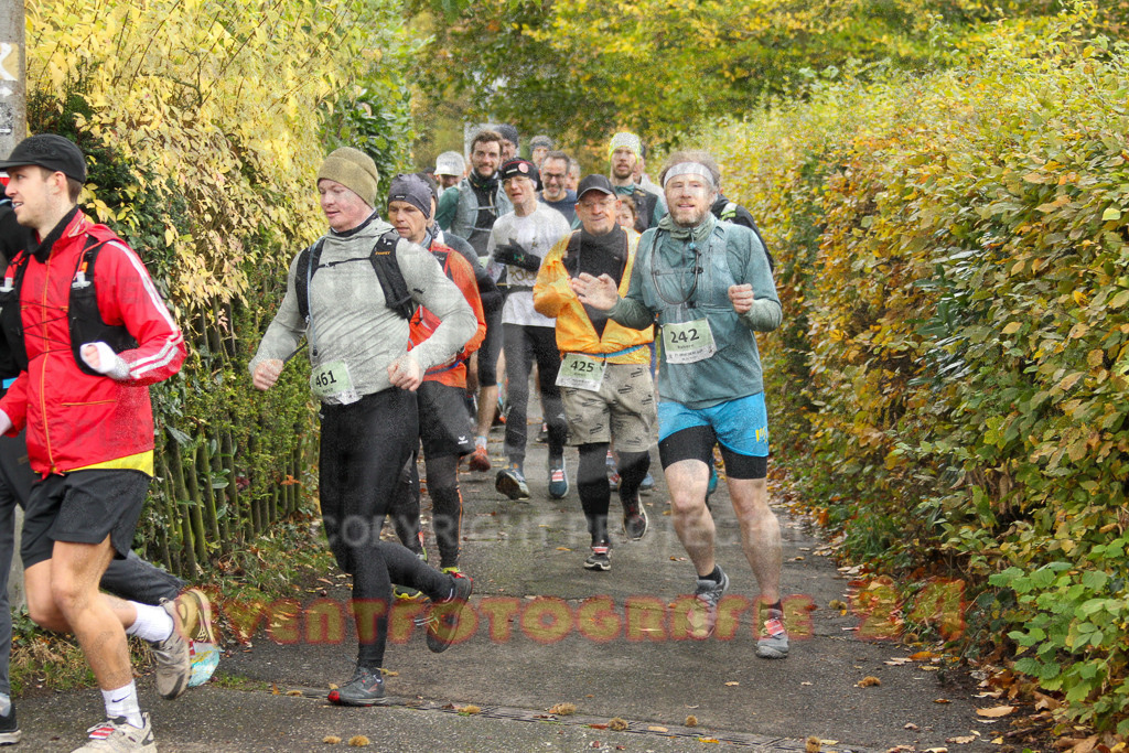251026_1006_EV4_4176 | Sportfotografie im Rhein-Sieg Kreis, Köln, Bonn, NRW, Rheinland Pfalz, Hessen, etc. Unser Tätigkeitsfeld umfasst den Laufsport vom Volkslauf über den Marathon, Duathlon, Triathon bis zum Ultralauf wie Kölnpfad Ultra oder Schindertrail.