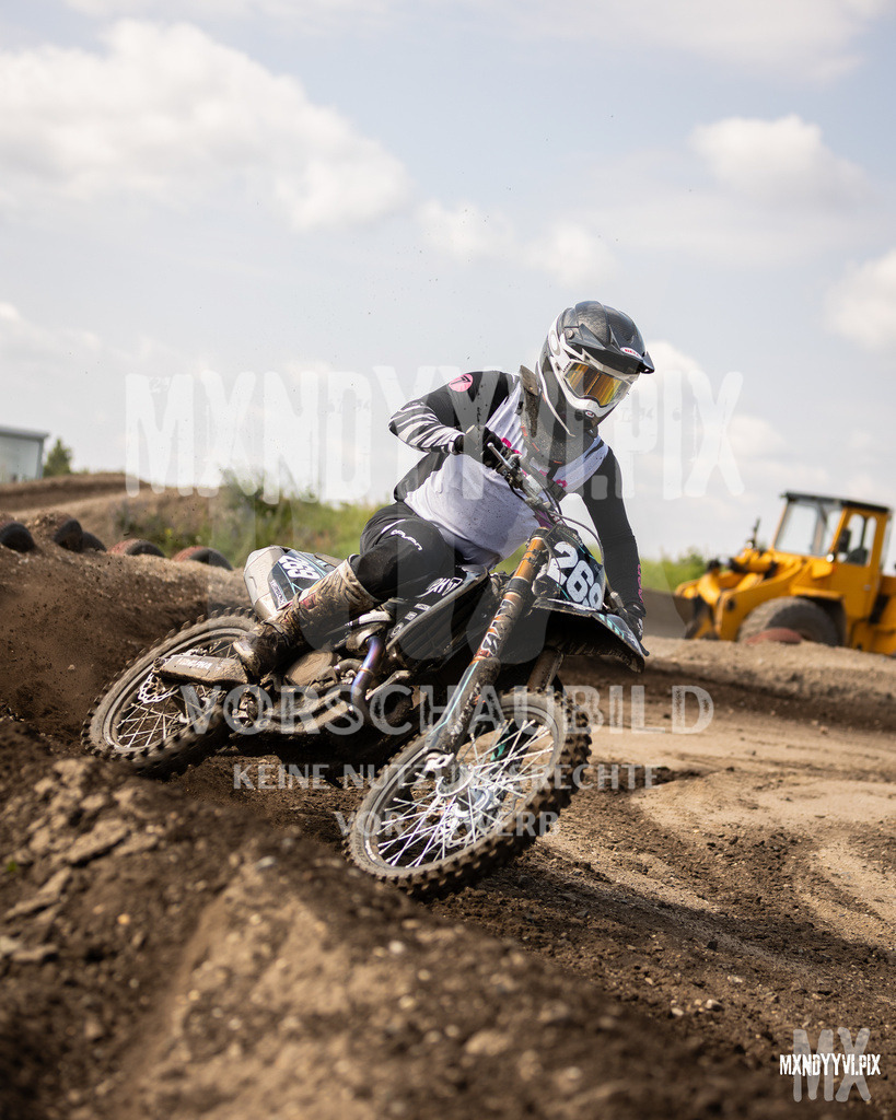 866A1350 | mxndyyvipix