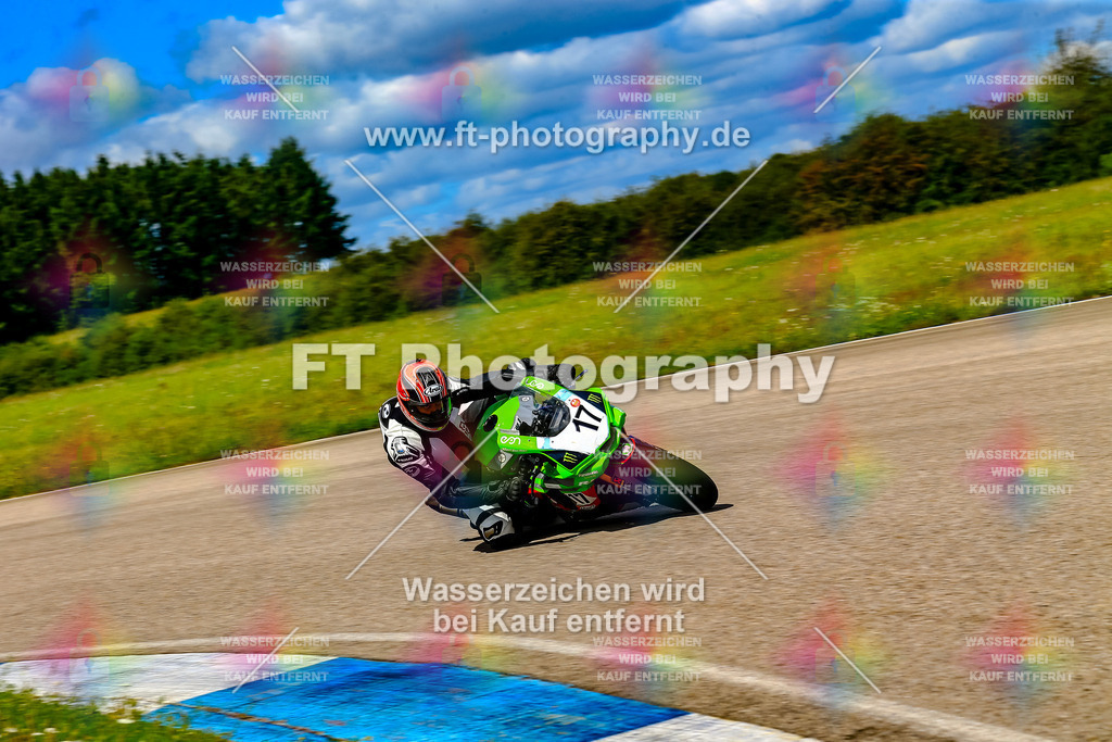 017-6572 | Hier findet Ihr Bilder von Touristenfahrten auf der Nürburgring Nordschleife oder von anderen Veranstaltungen die ich besucht habe. Viel Spass beim Durch Schauen 