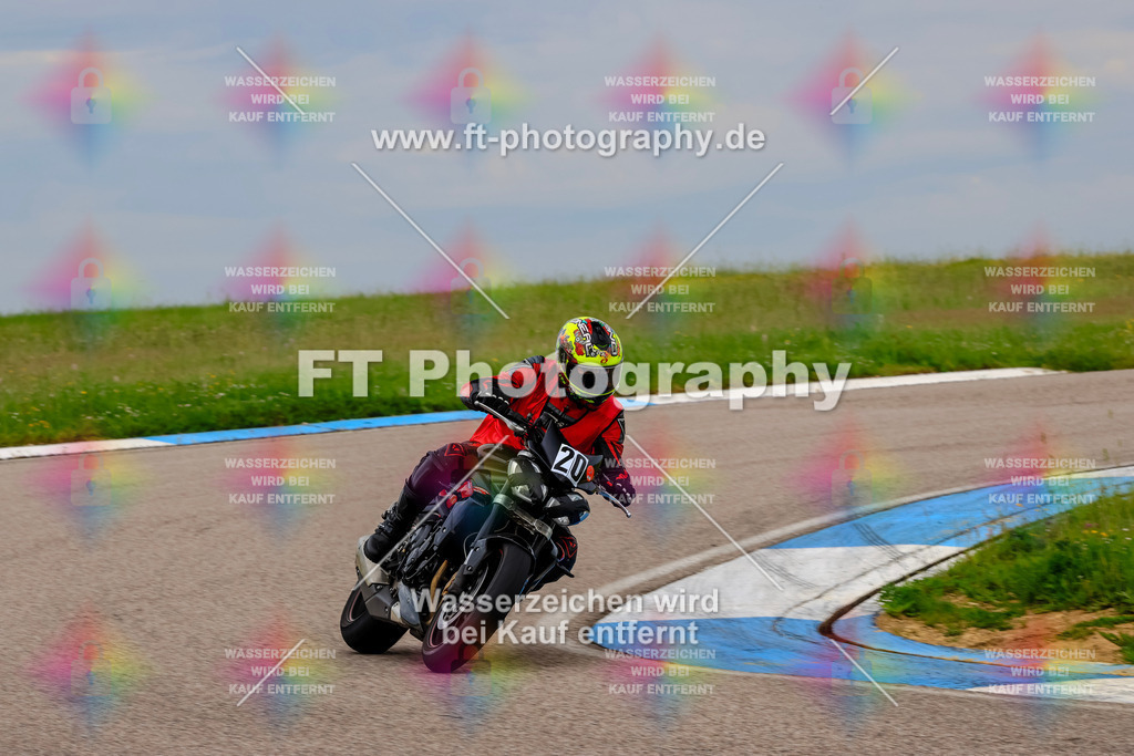 MotoTeam-2312 | Hier findet Ihr Bilder von Touristenfahrten auf der Nürburgring Nordschleife oder von anderen Veranstaltungen die ich besucht habe. Viel Spass beim Durch Schauen 