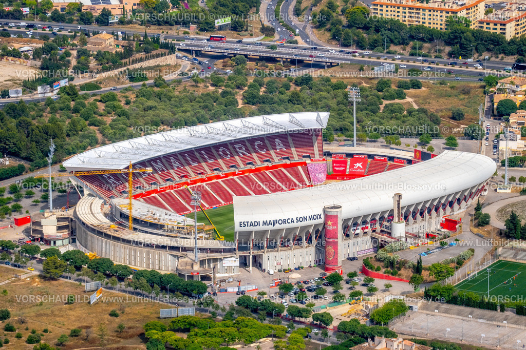 Mallorca230600747N | Luftbild, Fußballstadion Estadi Mallorca Son Moix, Baustelle mit Umbau, Palma, Balearen, Mallorca, Balearische Inseln, Spanien