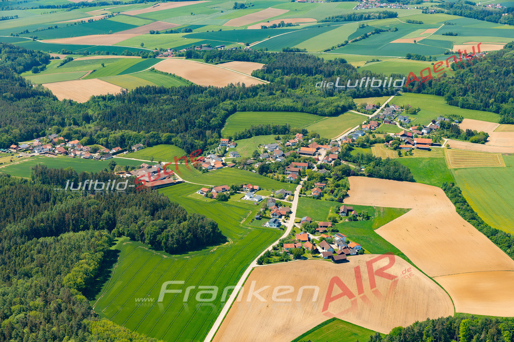 Hösacker-Weng-2024-4 | Die Luftbild Suche. Hier finden Sie Luftaufnahmen, Drohnen und Schrägluftbilder von Städten und Orte. Aktuelle + Archiv Luftbilder auch mit Lizenz.