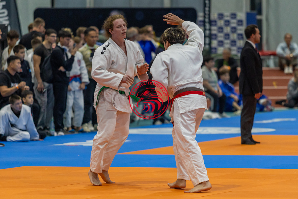 Internationaler Adler Cup 2024 | Foto vom Internationalen Adler Cup Judo Turnier im Sport- und Freizeitzentrum Kalbach im Oktober 2024 - Realisiert mit Pictrs.com