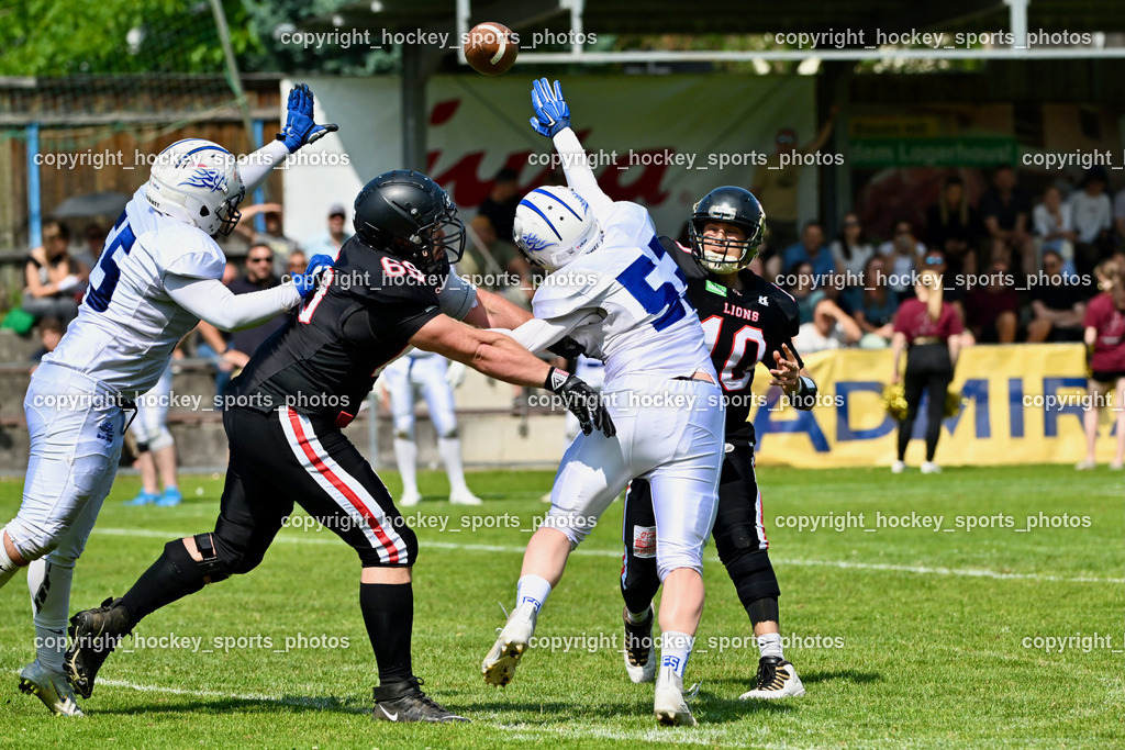 Carinthian Lions vs. Cineplexx Blue Devils | #69 Mairitsch Andreas Carinthian Lion, #10 Gorsuch Brandon Carinthian Lion, Carinthian Lions vs. Cineplexx Blue Devils, Carinthian Lions vs. Cineplexx Blue Devils am 09.06.2025 in Klagenfurt (ASV Sportplatz), Austria, (Photo by Bernd Stefan)