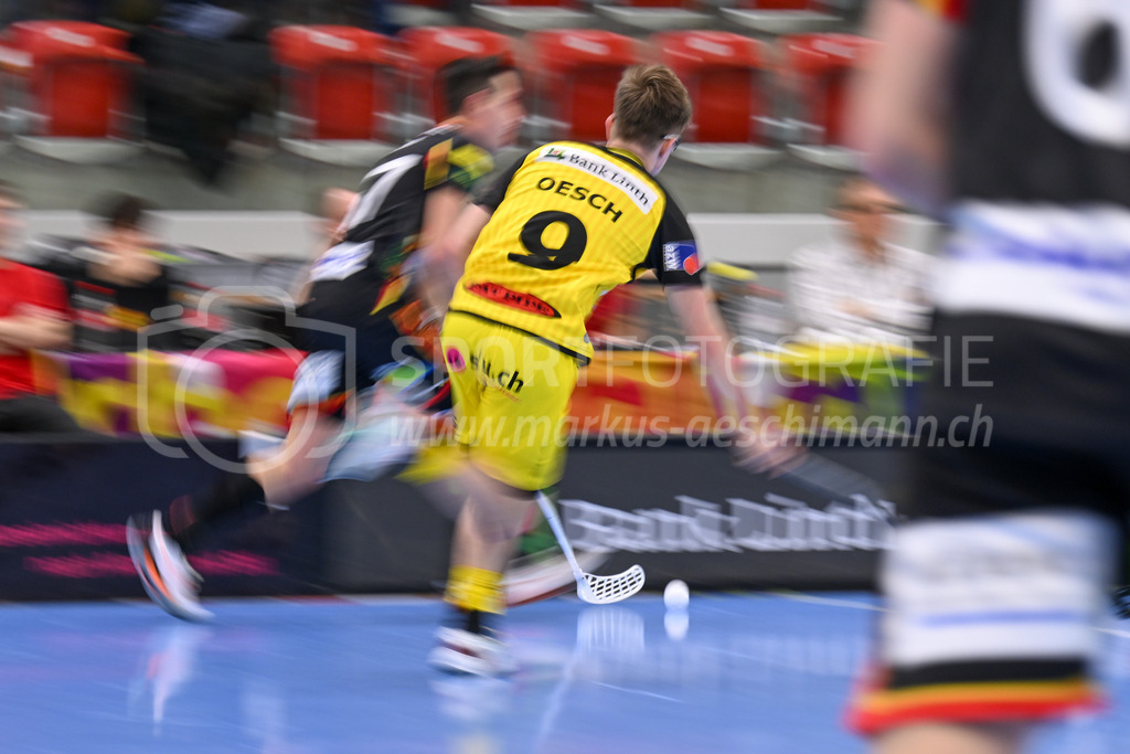 HC Rychenberg vs Tigers Langnau - 11. Dezember 2022 | HC Rychenberg vs Tigers Langnau
AXA Arena, Winterthur
Kimo Oesch (#9 HC Rychenberg).
Bild: Sportfotografie Markus Aeschimann | www.markus-aeschimann.ch - Realisiert mit Pictrs.com