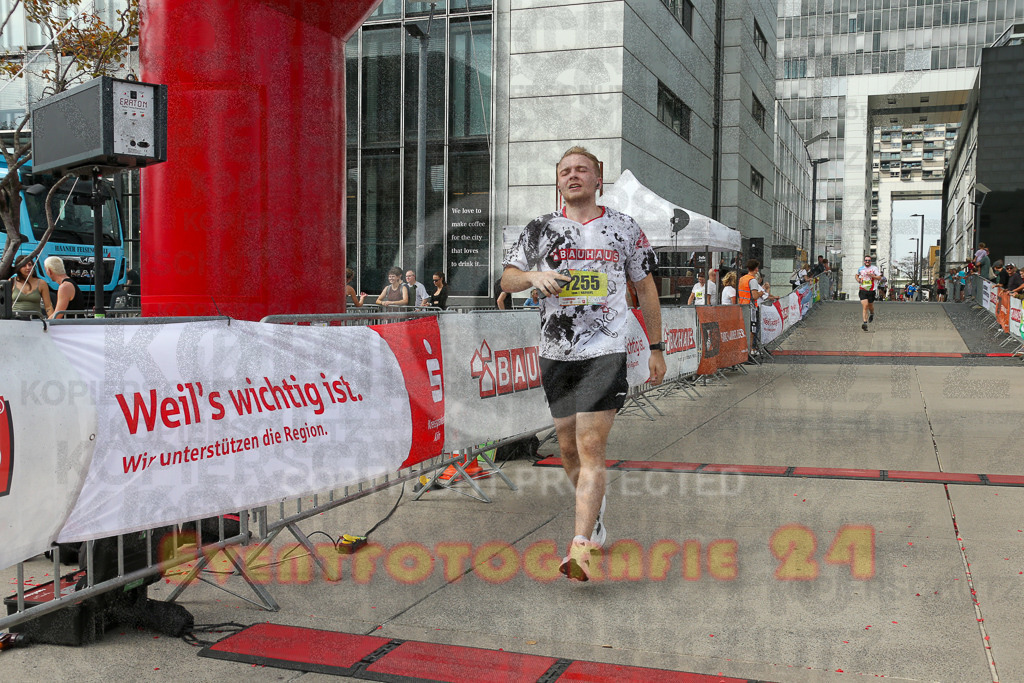 250920_1521_EX1_9080 | Sportfotografie im Rhein-Sieg Kreis, Köln, Bonn, NRW, Rheinland Pfalz, Hessen, etc. Unser Tätigkeitsfeld umfasst den Laufsport vom Volkslauf über den Marathon, Duathlon, Triathon bis zum Ultralauf wie Kölnpfad Ultra oder Schindertrail.