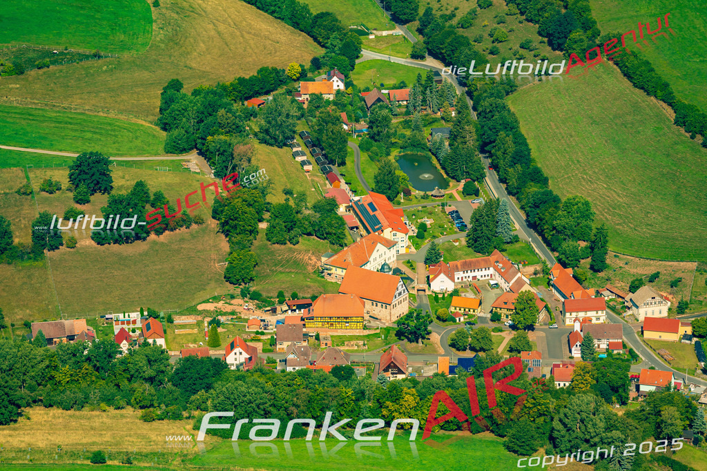 Zillbach Schwallungen Bild- Das Luftbild wurde 2025 vom UL-Flugzeug heraus erstellt ( keine Drohne bzw. Drohnenaufnahme ) - Hochauflösende Luftaufnahme -Nicht vergleichbar mit Google Maps oder Satelittenbilder- Die Geschenkidee !Mit Lizenz und Bildrechte bestellbar - CC
