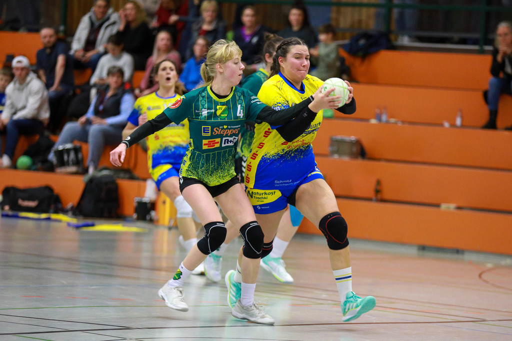 SVN_ SVFriedrichsfeld_141224_029 | Bildergalerie von Sport-Ereignissen aber auch von weiteren spannenden Dingen - nicht nur vom Niederrhein. In Anlehnung an den bekannten Spruch von Hanns Dieter Hüsch heißt das Motto: "Niederrhein ist überall".  - Realisiert mit Pictrs.com