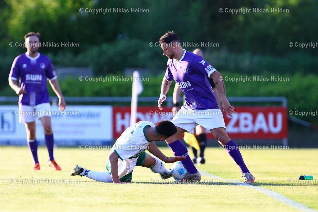 NH_PSVUnionNeumünster_VfRNeumünster_KreispokalKFVHolstein_30042025 | #5 Geart Latifi (PSV Union Neumünster), #19 Kastriot Alija (VfR Neumünster)Fußball I Herren I Kreispokal KFV Holstein I Saison 2024-2025 I Halbfinale I PSV Union Neumünster - VfR Neumünster I 30.04.2025 I Sportplatz Stettiner Straße